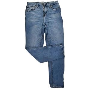 Good American straight leg blue jeans